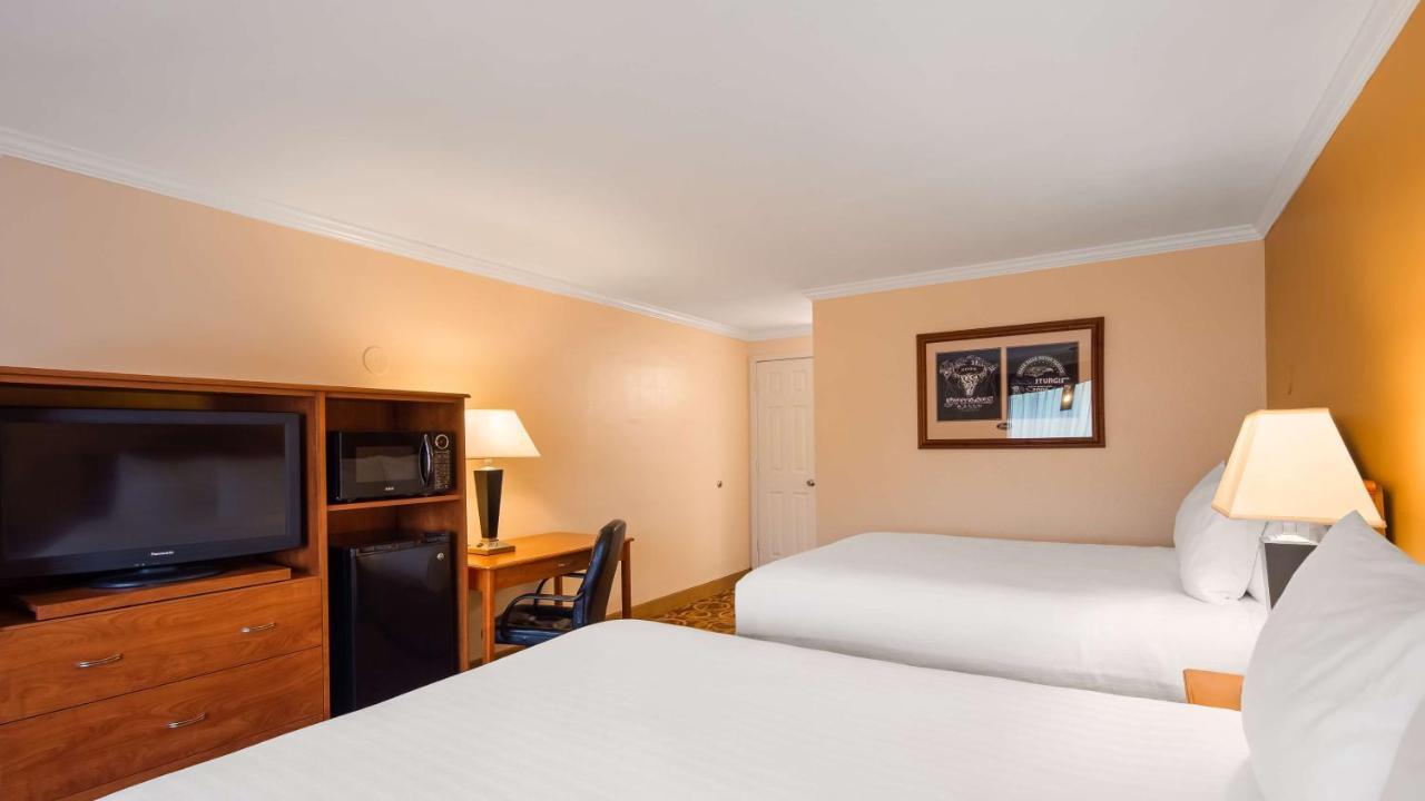 Sturgis Lodge And Suites Exterior photo