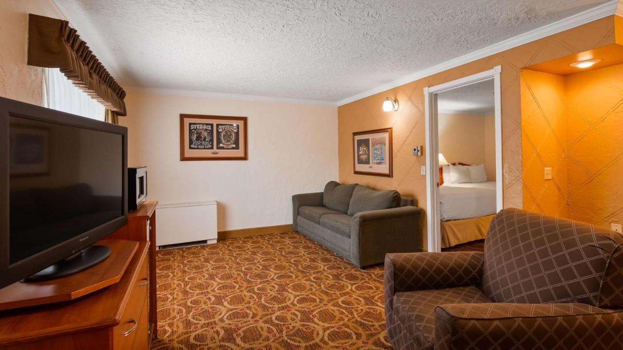 Sturgis Lodge And Suites Exterior photo